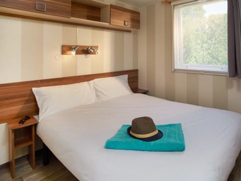 MOBILHOME 8 personnes - Classic | 3 Ch. | 6/8 Pers. | Terrasse surélevée non couverte