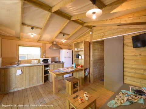 MOBILHOME 4 personnes - Cosyflower Premium sur pilotis 38m² - 2 chambres + TV + draps + serviettes terrasse couverte 11m²