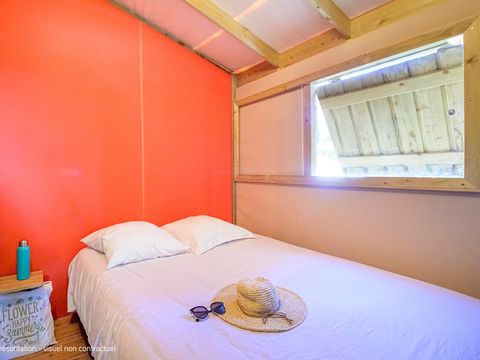 MOBILHOME 4 personnes - Cosyflower Premium sur pilotis 38m² - 2 chambres + TV + draps + serviettes terrasse couverte 11m²