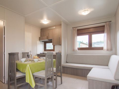 BUNGALOW 5 personnes - BASUSTA  apto minusválidos