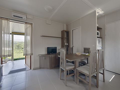 BUNGALOW 5 personnes - BASUSTA  apto minusválidos