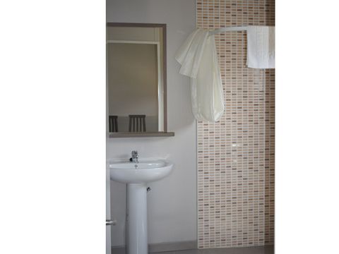 BUNGALOW 5 personnes - BASUSTA  apto minusválidos