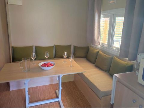 MOBILHOME 4 personnes - Mobilhome Confort COSY 23m² - 2 chambres - terrasse semi-couverte 17m² + BBQ - D/M 4 pers