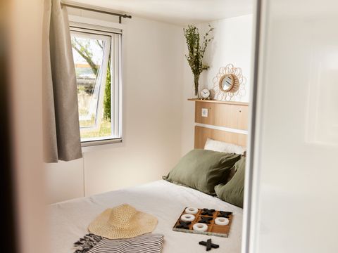 MOBILHOME 6 personnes - Homeflower Premium 33.5m² - 3 chambres - terrasse semi-couverte +LV + BBQ