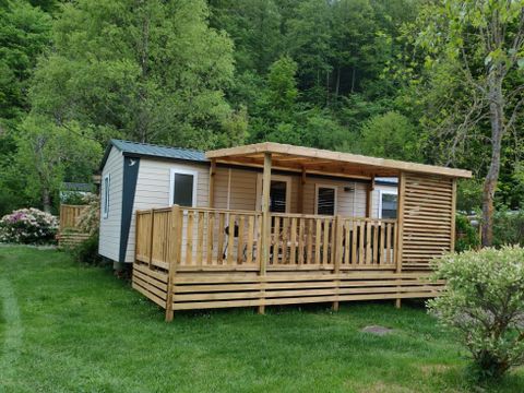 MOBILHOME 6 personnes - Homeflower Premium 33.5m² - 3 chambres - terrasse semi-couverte +LV + BBQ