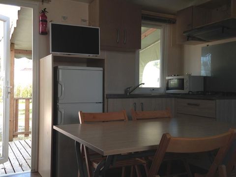 MOBILHOME 8 personnes - Mobil home Super Titania 6/8 pers