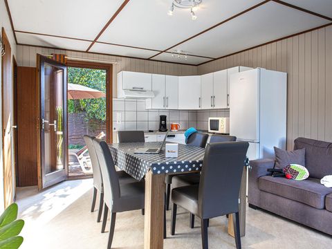 MAISON 6 personnes - CONFORT + avec CLIM - TV - LV - BBQ