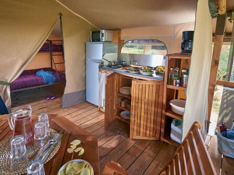 Tente en toile et en bois 4 personnes - Lodge Safari Kenya Premium