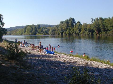 Camping Le Peyrolais - Camping Gard
