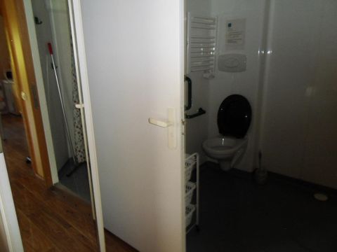 CHALET 4 personnes - PMR 17 m² CHALET 4 personnes - PMR 17 m²