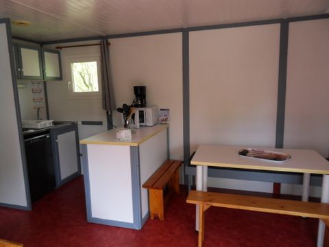 CHALET 6 personnes - 31.5 m² CHALET 6 personnes - 31.5 m²