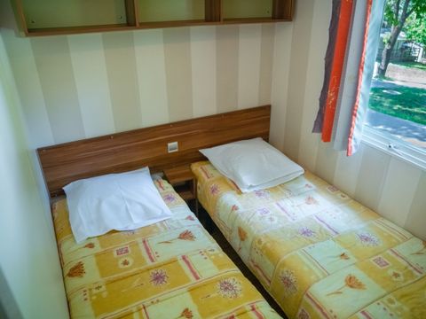 MOBILHOME 6 personnes - Evasion ( 6 personnes dont 2 - de 16 ans)