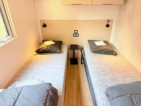 MOBILHOME 5 personnes - Aqua 2 chambres 4 Adultes et 1 enfant Terrasse Semi-Couverte Clim TV