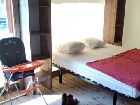 Tente en toile et en bois 4 personnes - Ecolodge (sans sanitaires)