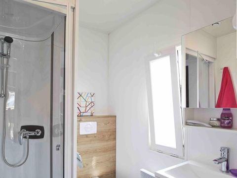 MOBILHOME 6 personnes - Cottage VIP 4 Pièces 6 Personnes Climatisé + TV