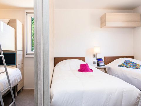 MOBILHOME 6 personnes - Cottage VIP 4 Pièces 6 Personnes Climatisé + TV