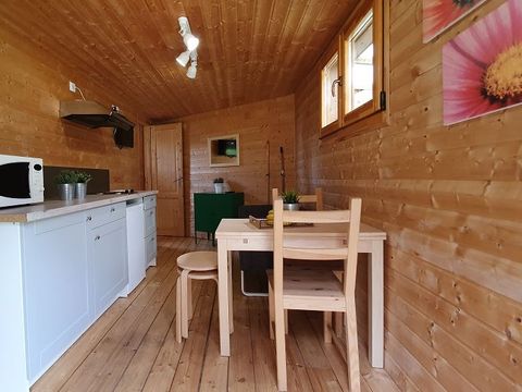 BUNGALOW 4 personnes - HUTTE CONFORT sans sanitaires