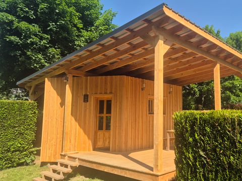 BUNGALOW 4 personnes - HUTTE CONFORT sans sanitaires