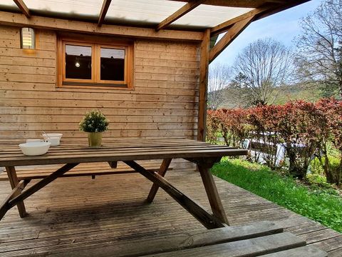 BUNGALOW 4 personnes - HUTTE CONFORT sans sanitaires