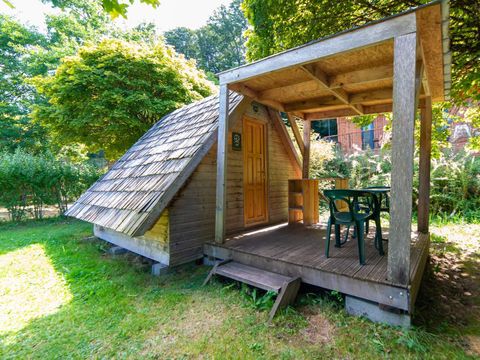 HÉBERGEMENT INSOLITE 2 personnes - Cabane 9m² (1 chambre) Terrasse Couverte - sans sanitaires
