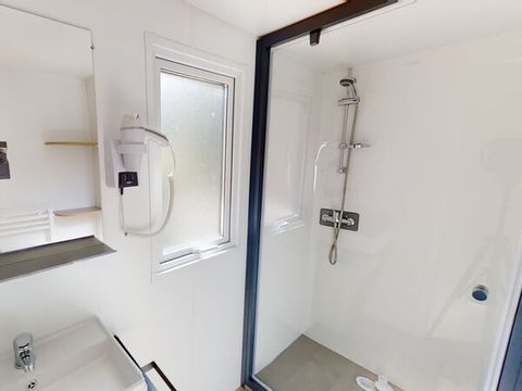 BUNGALOW 4 personnes - Bungalow Confort 29m² (2 chambres) Terrasse couverte 13m² + TV