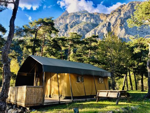 TENTE 4 personnes - VILLA TENT (sans sanitaires)