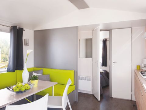 Mobilhome 4 personnes - Roaliguen – – 29 m² avec Terrasse Couverte