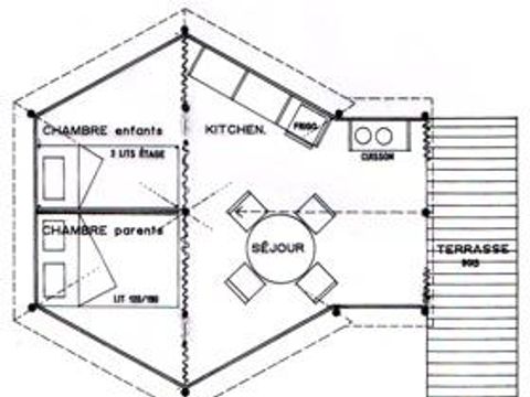 HÉBERGEMENT INSOLITE 4 personnes - Tipi 20m² 2 chambres - sans sanitaires + terrasse semi-couverte