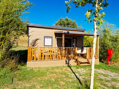 Chalet 5 personnes - Premium 28m² - 2 chambres - / terrasse semi-couverte / - TV / climatisation