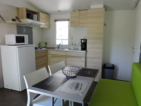 Mobilhome 6 personnes - Cottage Confort - Climatisé - 2 chambres