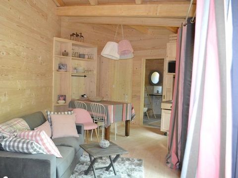 LODGE 6 personnes - Lodge Cocoon tout confort (PMR) LODGE 6 personnes - Lodge Cocoon tout confort (PMR)
