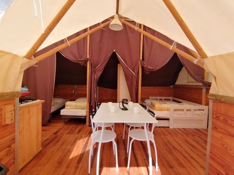 TENTE TOILE ET BOIS 4 personnes - NATURE - animaux refusés