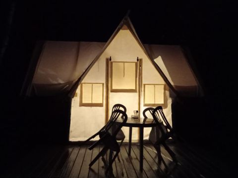 TENTE TOILE ET BOIS 4 personnes - NATURE - animaux refusés