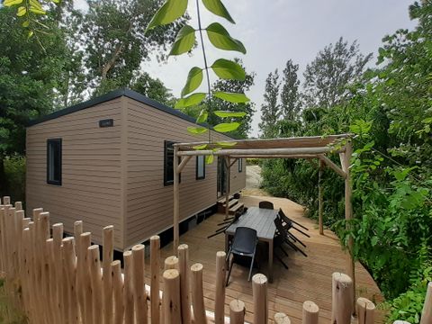 Mobilhome 6 personnes - Confort Plus 35m² - 3 chambres - Climatisation - TV - Lave-vaisselle –