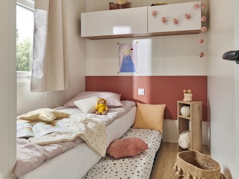 MOBILHOME 4 personnes - riviera Confort 25m² - 2 chambres + Climatisation + TV + terrasse couverte