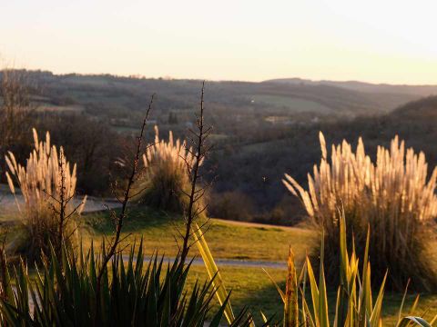 CHALET 4 personnes - CONFORT - 2 chambres - vue vallée