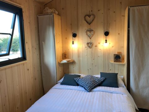 Hébergement 4 personnes - Cabane Etosha - Vue Vallée 2 Chambres
