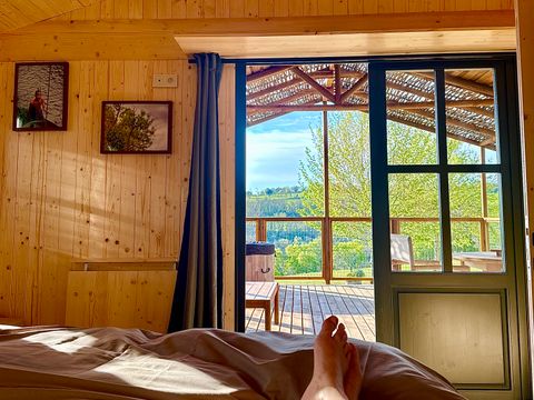 Hébergement 2 personnes - Cabane Minca Jacuzzi & Vue Vallée 1 chambre