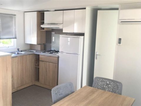 MOBILHOME 4 personnes - CONFORT+  AZUR MOBILHOME 4 personnes - CONFORT+  AZUR