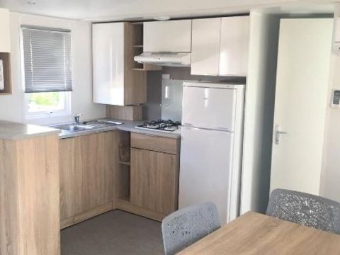 MOBILHOME 4 personnes - CONFORT+  AZUR MOBILHOME 4 personnes - CONFORT+  AZUR