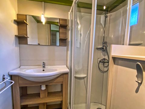 BUNGALOW 5 personnes - CONFORT+  MOREA (en arrivée le dimanche) BUNGALOW 5 personnes - CONFORT+  MOREA (en arrivée le dimanche)