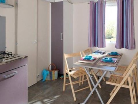 MOBILHOME 5 personnes - ECO - MED (en arrivée le lundi) MOBILHOME 5 personnes - ECO - MED (en arrivée le lundi)