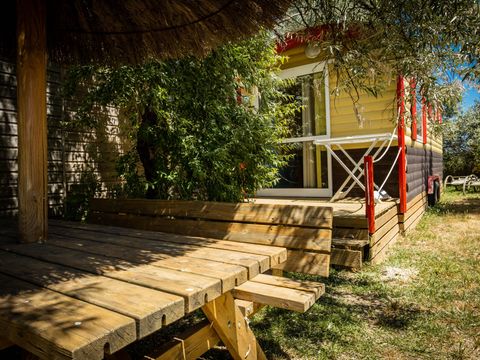 HÉBERGEMENT INSOLITE 4 personnes - Roulotte (sans sanitaires) HÉBERGEMENT INSOLITE 4 personnes - Roulotte (sans sanitaires)