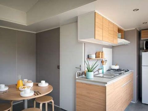 Mobilhome 6 personnes - COTTAGE CONFORT 3ch / 6p - 35m² - Terrasse parasol 6 pers