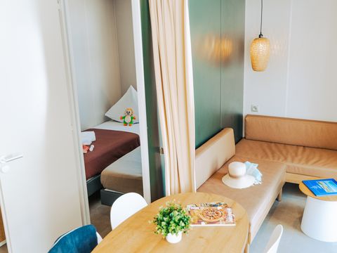 MOBILHOME 5 personnes - Cottage Confort 2ch. 4/5pers. -30m2 - Terrasse couverte - SAM