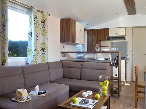 Mobilhome 6 personnes - LOISIR CONFORT 3ch/ 6 Pers - 36m²- Terrasse Parasol 6 pers