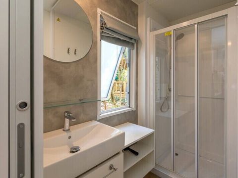 MOBILHOME 6 personnes - Mobil-home | Premium | 3 Ch. | 6 Pers. | Terrasse Lounge | Clim. | TV