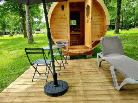 HÉBERGEMENT INSOLITE 2 personnes - Tonneau 2 personnes