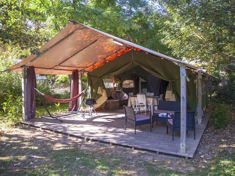 TENTE 5 personnes - Confort 37 m² 2 chambres (sans sanitaires)