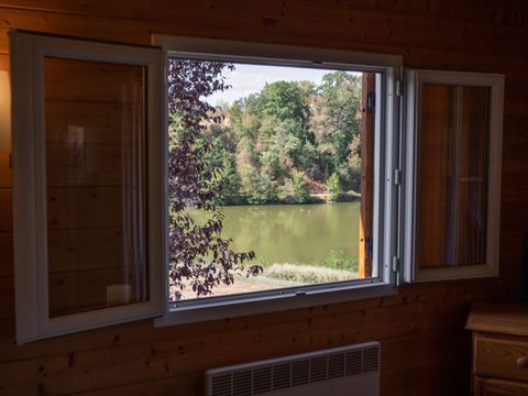 CHALET 5 personnes - Premium avec vue sur le Lac 34 m² 2 chambres